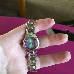 NWOT - Silver Tone Watch - New Battery - Iridescent Face